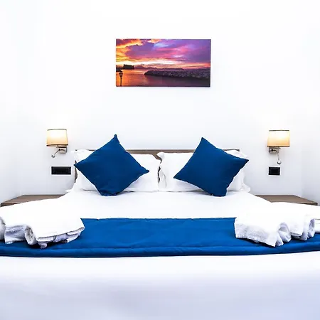 מלון דירות Palazzo Settembrini 49 4*