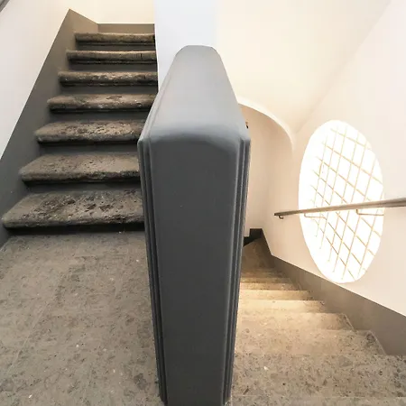 Palazzo Settembrini 49