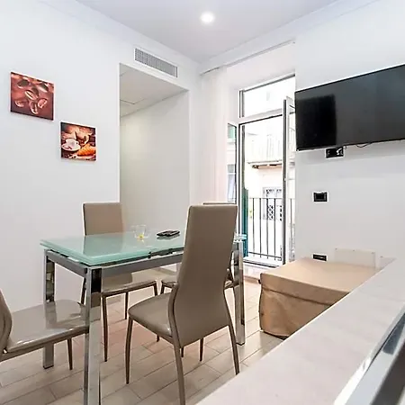Palazzo Settembrini 49 Aparthotel Naples