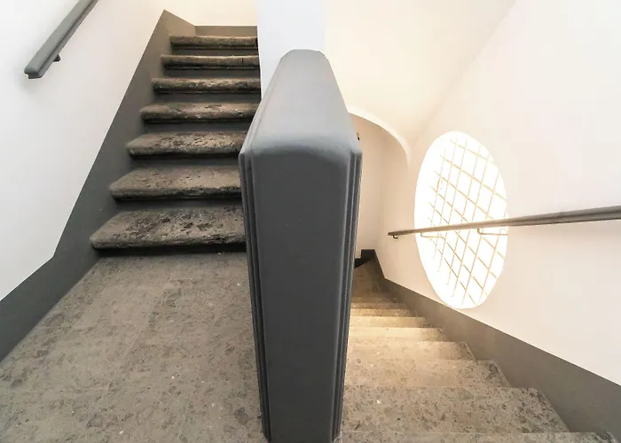 Palazzo Settembrini 49