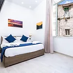 Palazzo Settembrini 49 Aparthotel Napels