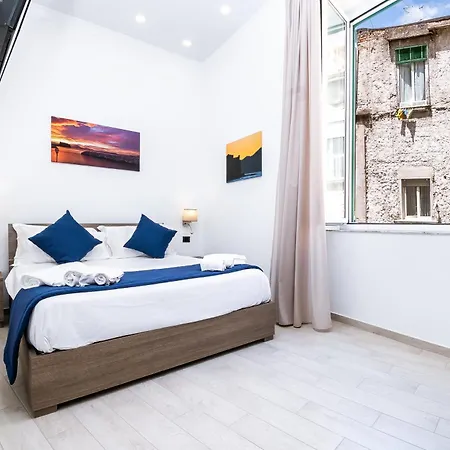 Palazzo Settembrini 49 4* Неаполь