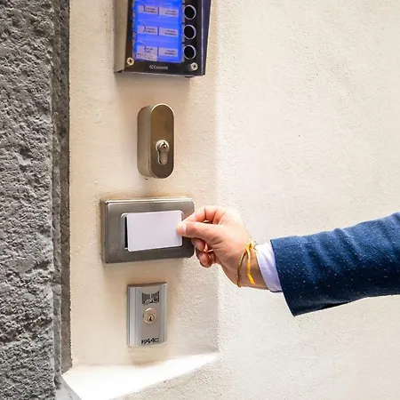 Palazzo Settembrini 49 Неаполь