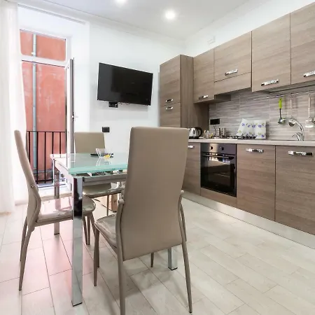 Palazzo Settembrini 49 4* Неаполь